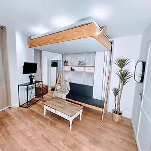 https://nid-parfum-studio-parking.fr-provencehotel.com